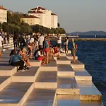 877-2 Διαμέρισμα