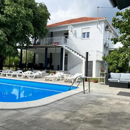 877-2 * Bibinje